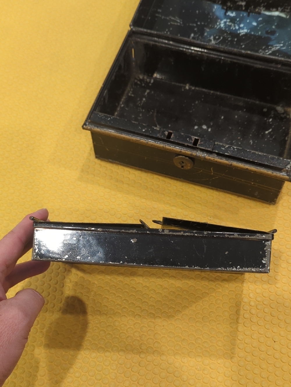 1930's Cash Box - Picture 11 of 11